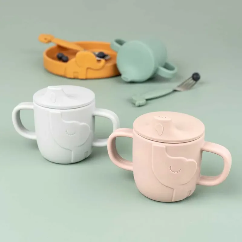 Tasse Spout Elphee de Done by Deer – photo produit 5 sur 5