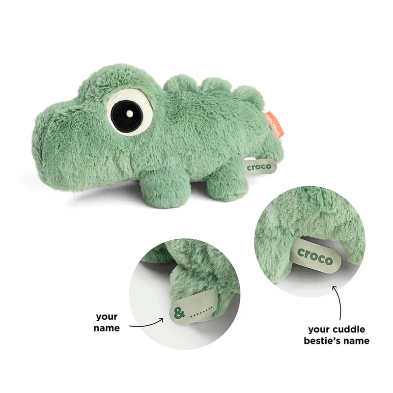 For Hugs Croco Knuffelbeer van Done by Deer – productfoto 2 van 6