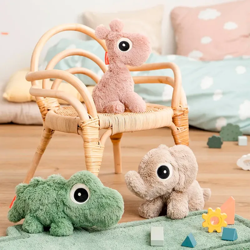 Knuffel - Knuffel vriend - Raffi - 26 cm - Powder von Done by Deer – Produktfoto 6 von 6
