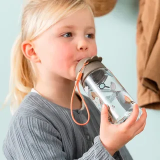 Tiny Trails 350ml Stro-fles fra Done by Deer – produktbillede 4 af 5