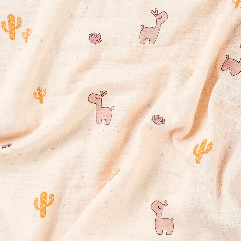 Wikkeldoek - Mousseline - Tulp - Poeder by Done by Deer – product photo 3 of 3
