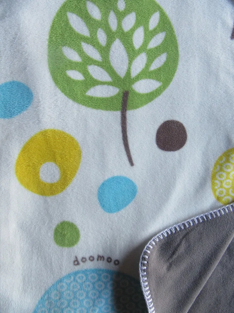 deken bed doomoo dream fleece bruin 100x150 von Doomoo in Braun, 1 zijde tekening – Produktfoto