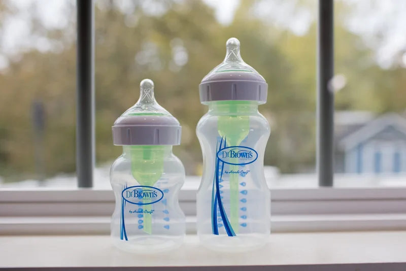 Options+ Anti-Colic Babyfles - Brede halsfles - 150ml by Dr. Brown's in Transparent – product photo 3 of 3