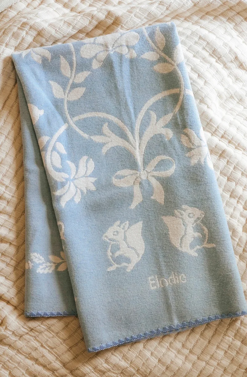 Jacquard Deken - Baby deken - Dekentje - Katoenen dekentje - 75x100 cm - Wiegdeken von Elodie Details in Blueberry blue – Produktfoto 3 von 3