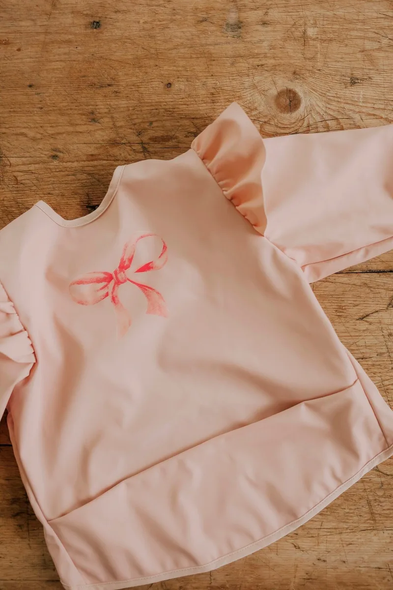 Slabbetje met lange mouwen - Slab - Slabben - Slabbetje met mouwen - Rosy Bow de Elodie Details en Rose – photo produit 2 sur 3
