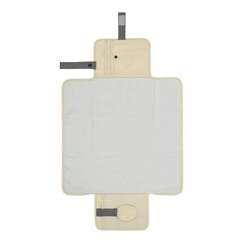 Wickelauflage für unterwegs van emma & noah in Beige, 82 × 52 mm – productfoto 1 van 3