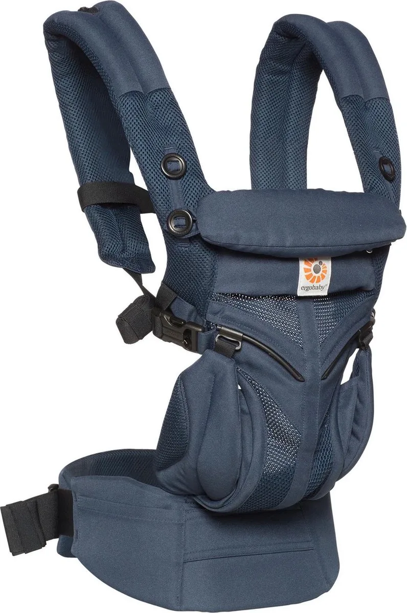Omni 360 Cool Air Mesh Draagzak Baby - Midnight Blue van Ergobaby in Air Mesh Midnight Blue – productfoto