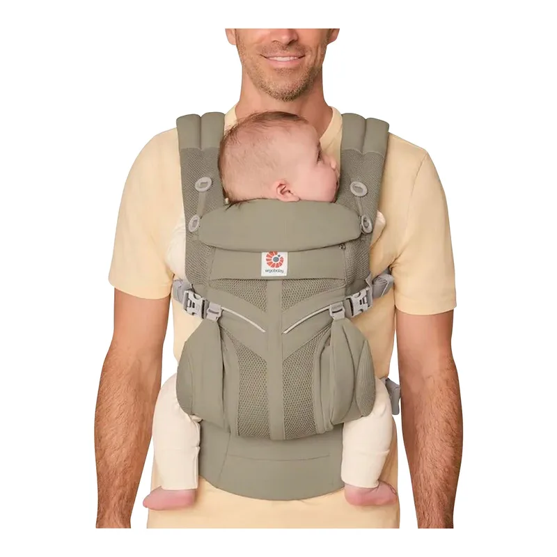 Omni Classic Mesh Draagzak – Soft Olive by Ergobaby in Green – product photo 2 of 2