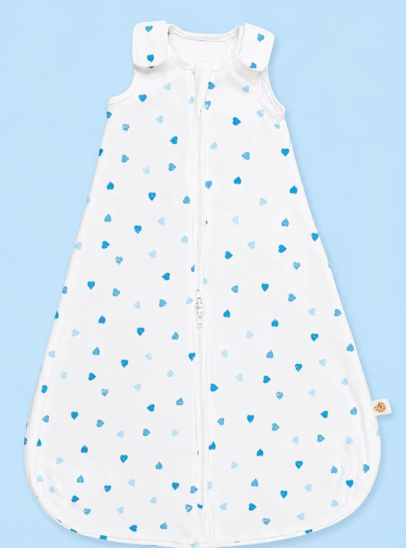 Slaapzak Classic - 0-6 Mnd - Blauw gedessineerd by Ergobaby in Heart to Heart – product photo