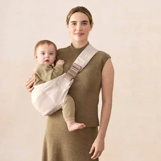 Upsie Sling Draagzak - Natural von Ergobaby in Beige – Produktfoto 2 von 3