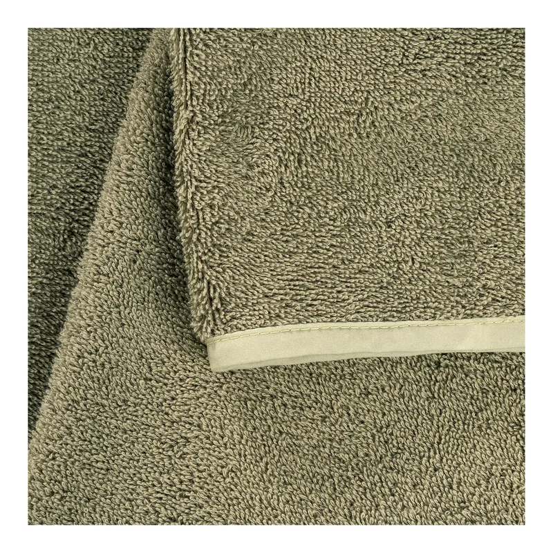 Kapuzenbadetuch 80x80 cm by Fehn in Oliv, 80 × 80 × 0,5 mm – product photo 3 of 3