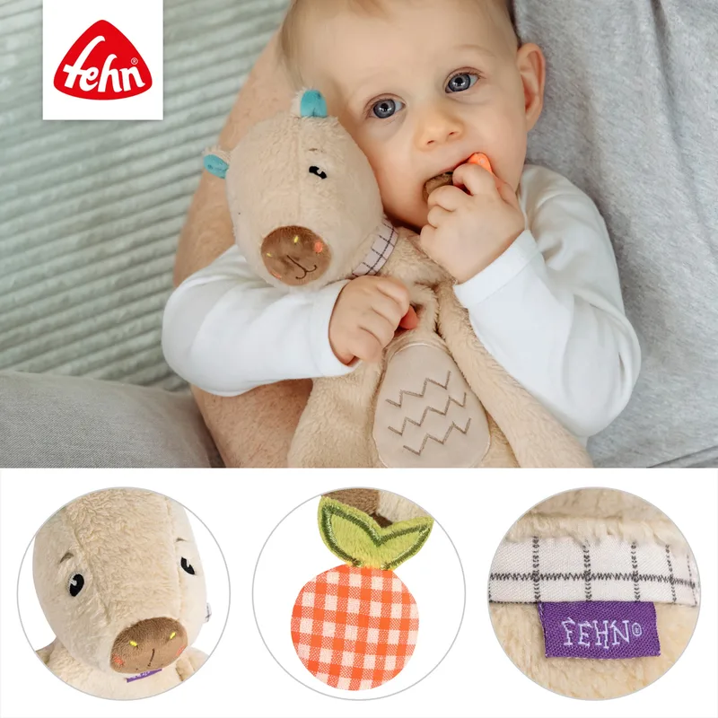 Schmusetuch Capybara Clara från Fehn i Flerfärgad, 33 × 18 × 8,7 mm – produktbild 2 av 3
