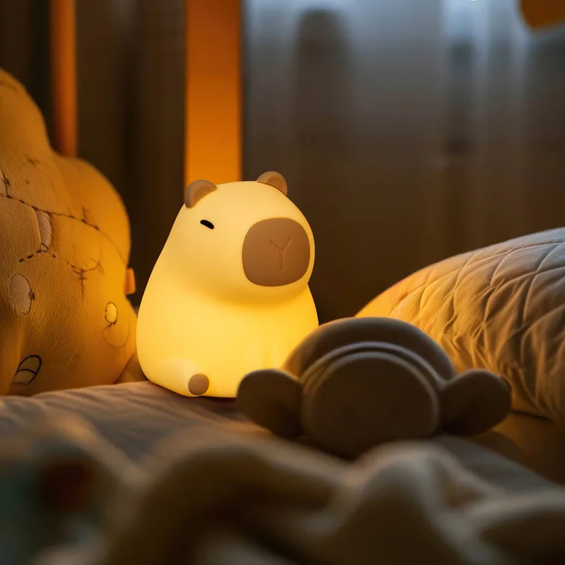 Nachtlicht Capybara Piggy från FH Lighting i Brun, 11 × 10 × 12 mm – produktbild 2 av 3