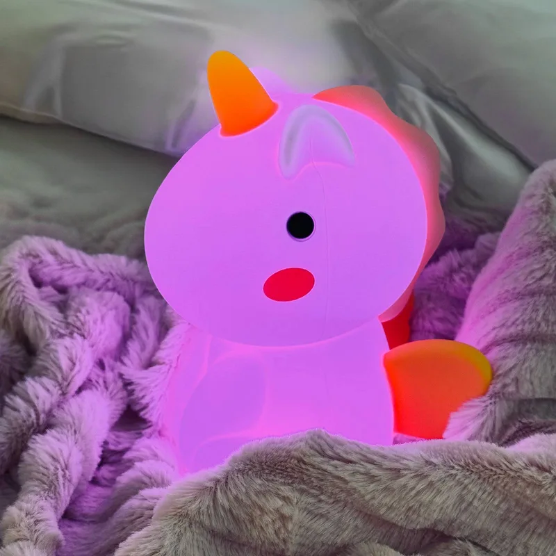 Nachtlicht Einhorn Emily från FH Lighting i Vit, 10,5 × 8 × 14 mm – produktbild 3 av 3