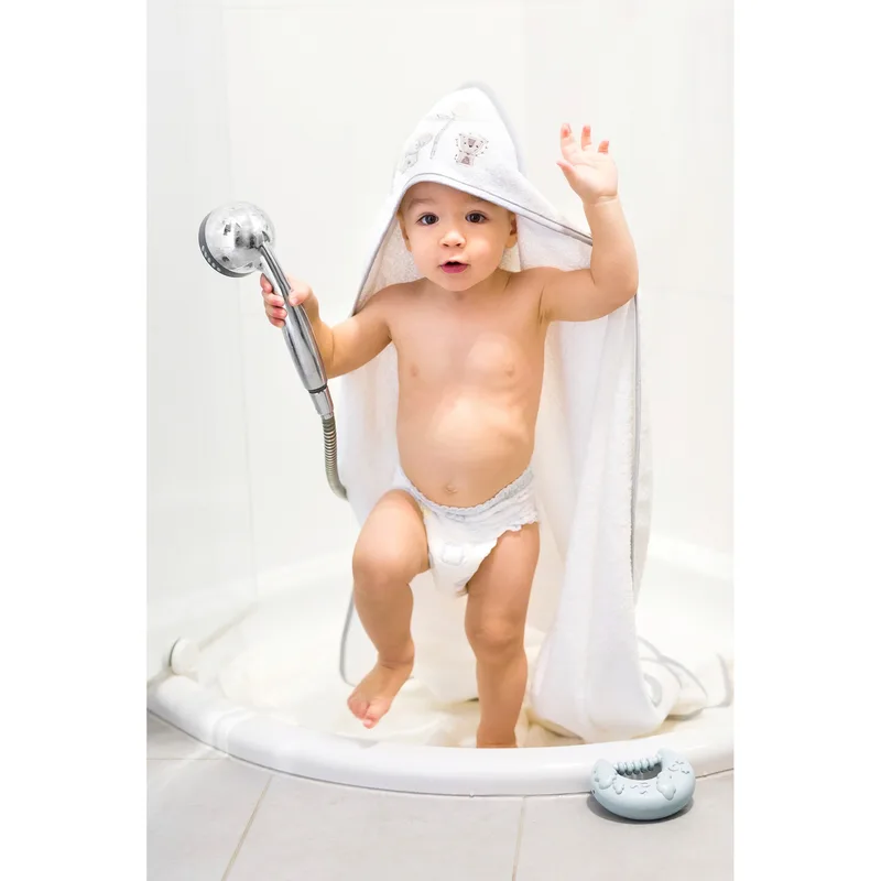 Fillikid 2-tlg. Badeset Kapuzenbadetuch 100x100 cm & Waschlappen by Fillikid in White, 100 × 100 × 1,5 mm – product photo 3 of 3