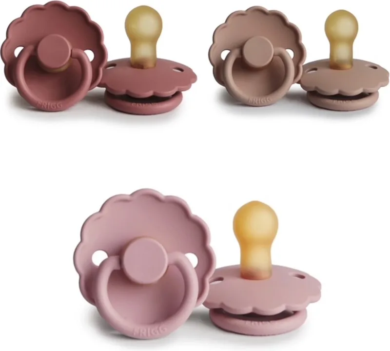 DAISY Fopspeen LATEX set 3 stuks Dusty Rose, Baby Pink en Blush 6-18 maand by Frigg in Powder Blush, Baby Pink en Blush – product photo