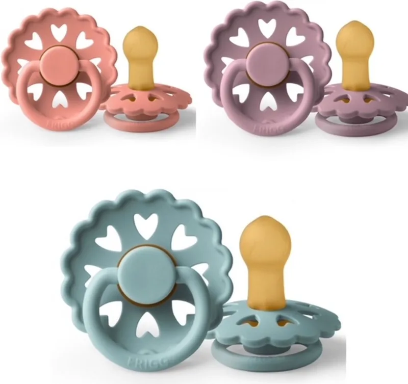 Fairytale Fopspeen set 3 stuks 6-18 maand maat 2 van Frigg in Ole Lukoie, The Little Mermaid en The Princes And The Pea – productfoto