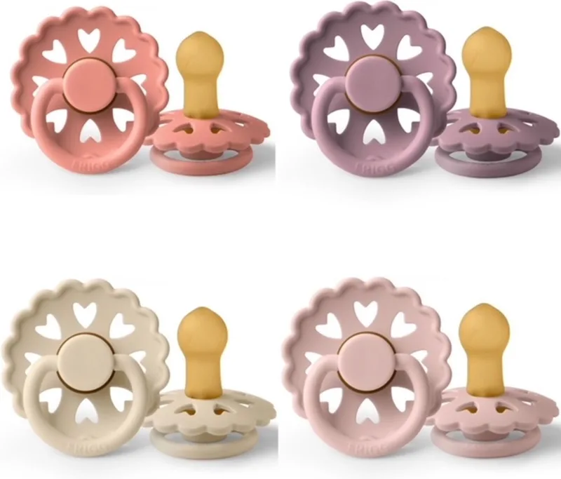 Fairytale Fopspeen set 4 stuks 6-18 maand maat 2 van Frigg in The Little Mermaid, The Princes And The Pea, The Ugly Duckling en The Snow Queen – productfoto