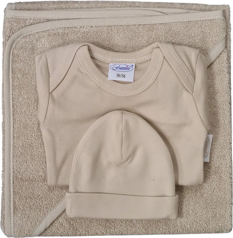 baby cadeau set- Kraamcadeau - Badcape - Baby romper – baby muts - Geboortecadeau - Baby cadeau – cream- nougat van Funnies in Cream- nougat- licht beige – productfoto