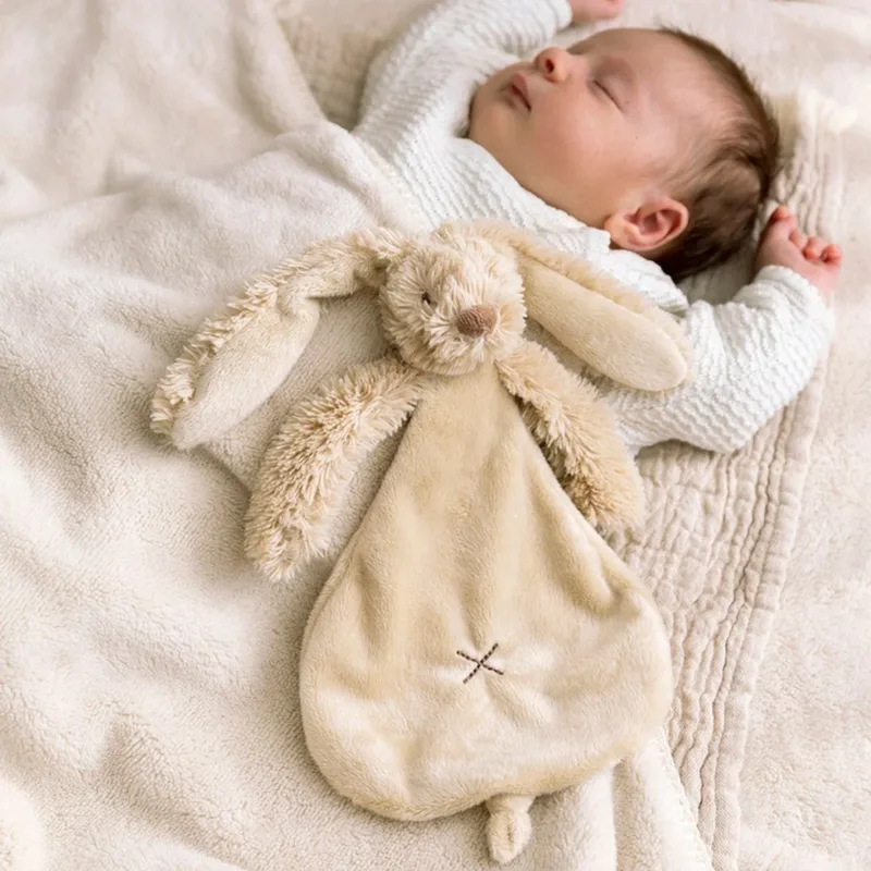 Konijn Richie Knuffeldoekje - Baby cadeau von Happy Horse in Beige – Produktfoto 3 von 4