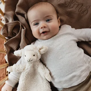 Lam Leo Knuffeldoekje - Baby cadeau by Happy Horse in White – product photo 2 of 4