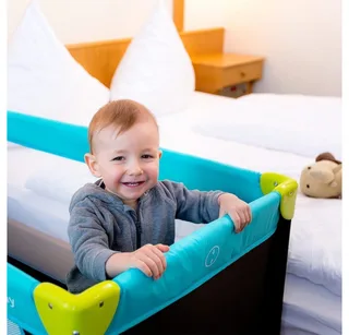 Baby-Reisebett Dream'n Play - Waterblue, Baby Kinder Reisebett 120 x 60 cm bis 15 kg faltbar mit Tasche von Hauck in Blau – Produktfoto 3 von 3