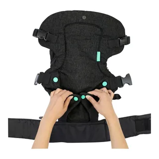Babytrage Flip van Infantino in Zwart, 50 × 36 × 2,5 mm – productfoto 2 van 3