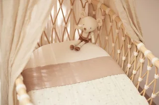 Baby Laken Ledikant - 120x150cm Slub by Jollein in Nougat – product photo 4 of 4