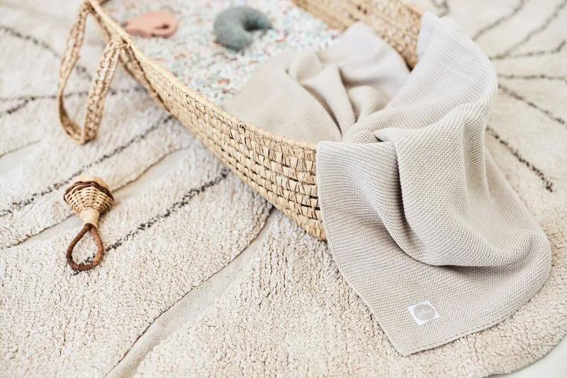 Deken Ledikant 100x150cm von Jollein in Basic Knit Nougat – Produktfoto 4 von 4