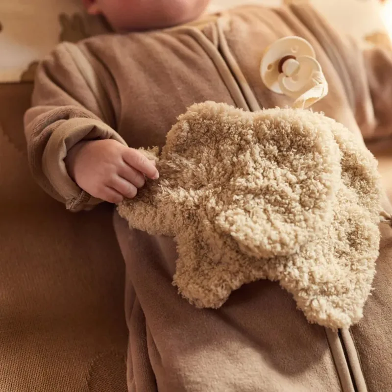 Slaapzak Baby Mouwloos 110cm - Velvet - Milky Coffee van Jollein in Velvet Milky Coffee – productfoto 3 van 4