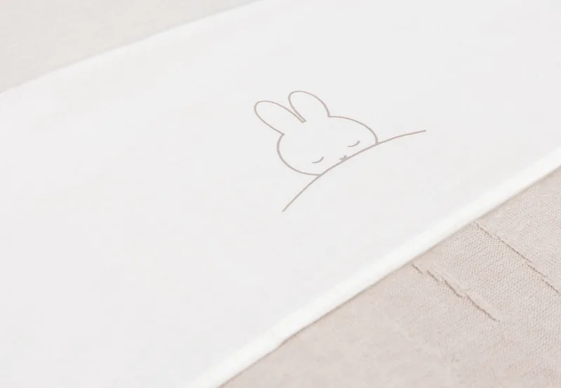 x Nijntje Laken Ledikant 120x150cm Sleepy Miffy - Funghi fra Jollein i Sleepy Miffy Funghi – produktbillede 2 af 4