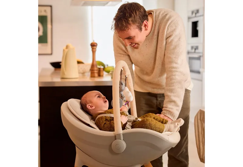 Kombihochstuhl FINI UP 2in1 (Set, 2 St), mit Spielbügel von Kinderkraft in Beige – Produktfoto 2 von 5