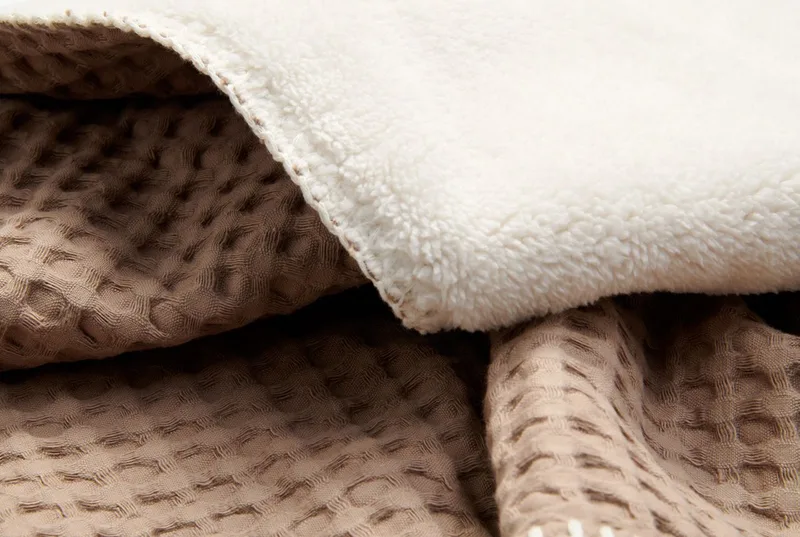 Deken Wieg Koeka Wafel Teddy Caffe by Koeka – product photo 3 of 3