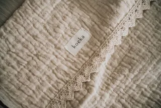 Elba Wiegdeken Lace - 75 x 100 cm - Stone by Koeka in Grey – product photo 3 of 4
