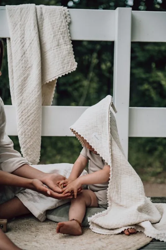 Elba Wiegdeken Lace - 75 x 100 cm - Stone by Koeka in Grey – product photo 4 of 4