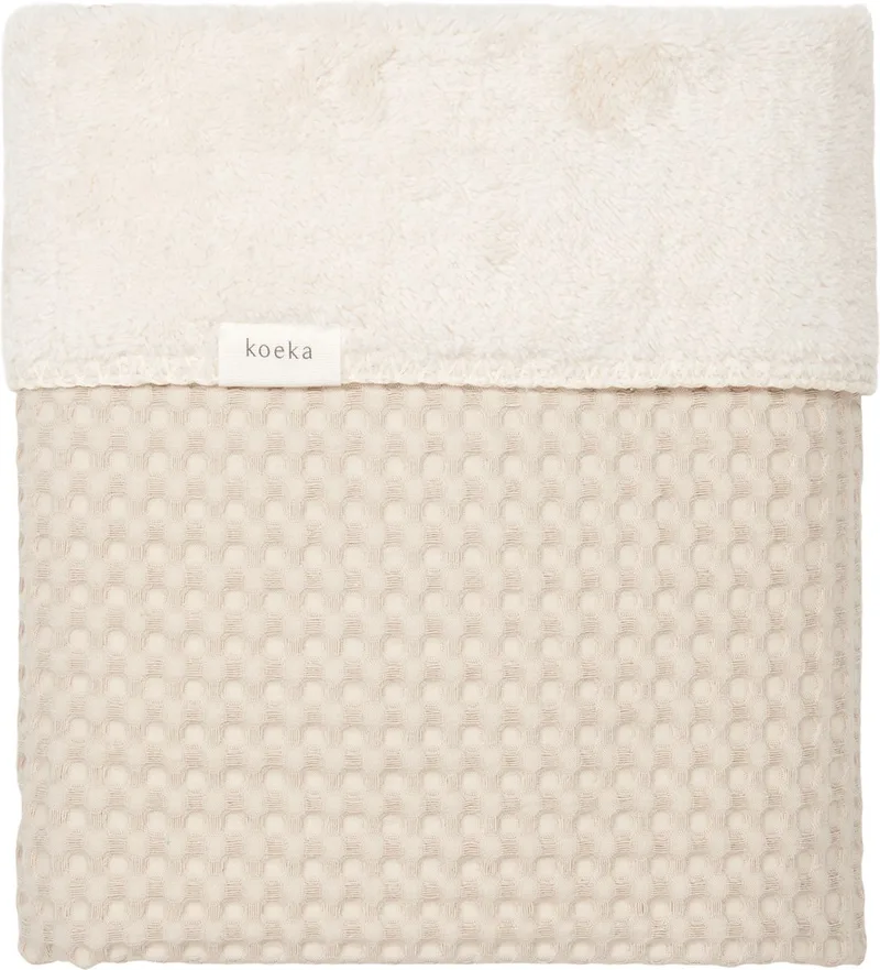 Oslo Ledikantdeken Wafel / Teddy Sand / Pebble by Koeka in Beige – product photo