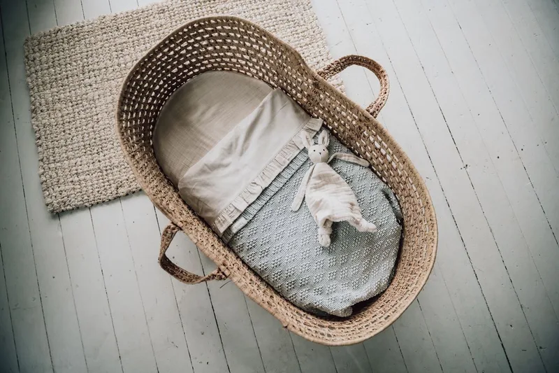 Set | Laken Wieg + Hoeslaken Wieg Ruffle Faro Warm White by Koeka – product photo 3 of 3