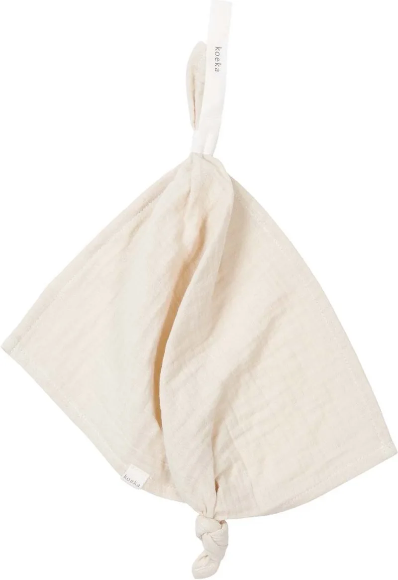 speendoekje Faro - warm white by Koeka in White – product photo