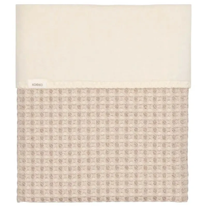 Wiegdeken Cotton Fleece Wafel Amsterdam - Crumble/Natural van Koeka – productfoto