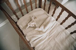 wiegdeken teddy Faro - warm white - 75x100 von Koeka in Weiß – Produktfoto 3 von 4