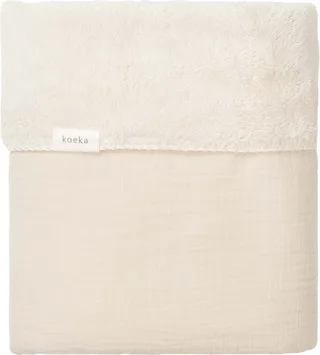 wiegdeken teddy Faro - warm white - 75x100 von Koeka in Weiß – Produktfoto 1 von 4