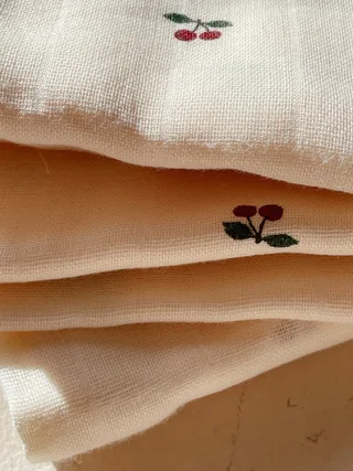 Hydrofiele Doek - 65x65 cm - 3-pack - Cherry van Konges Sløjd – productfoto 3 van 3