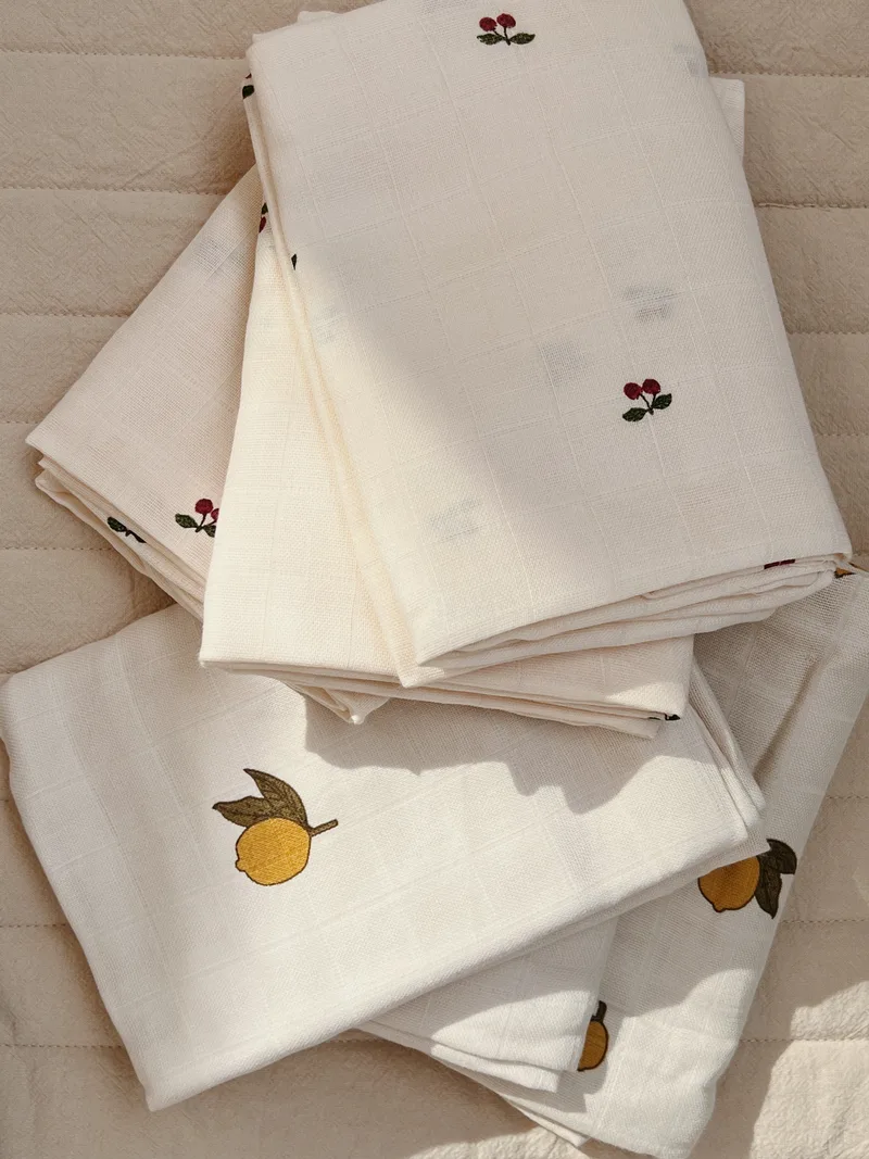 Hydrofiele Doek - 65x65 cm - 3-pack - Cherry van Konges Sløjd – productfoto 2 van 3