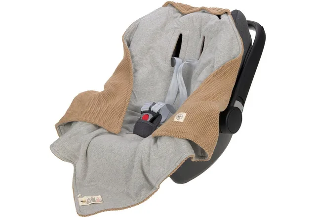 Einschlagdecke für Babyschale, sand, LÄSSIG