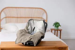 Einschlagdecke für Babyschale, taupe, LÄSSIG, GOTS made with organic materials, zertifiziert durch BCS 27262 de Lässig en Beige – photo produit 5 sur 5