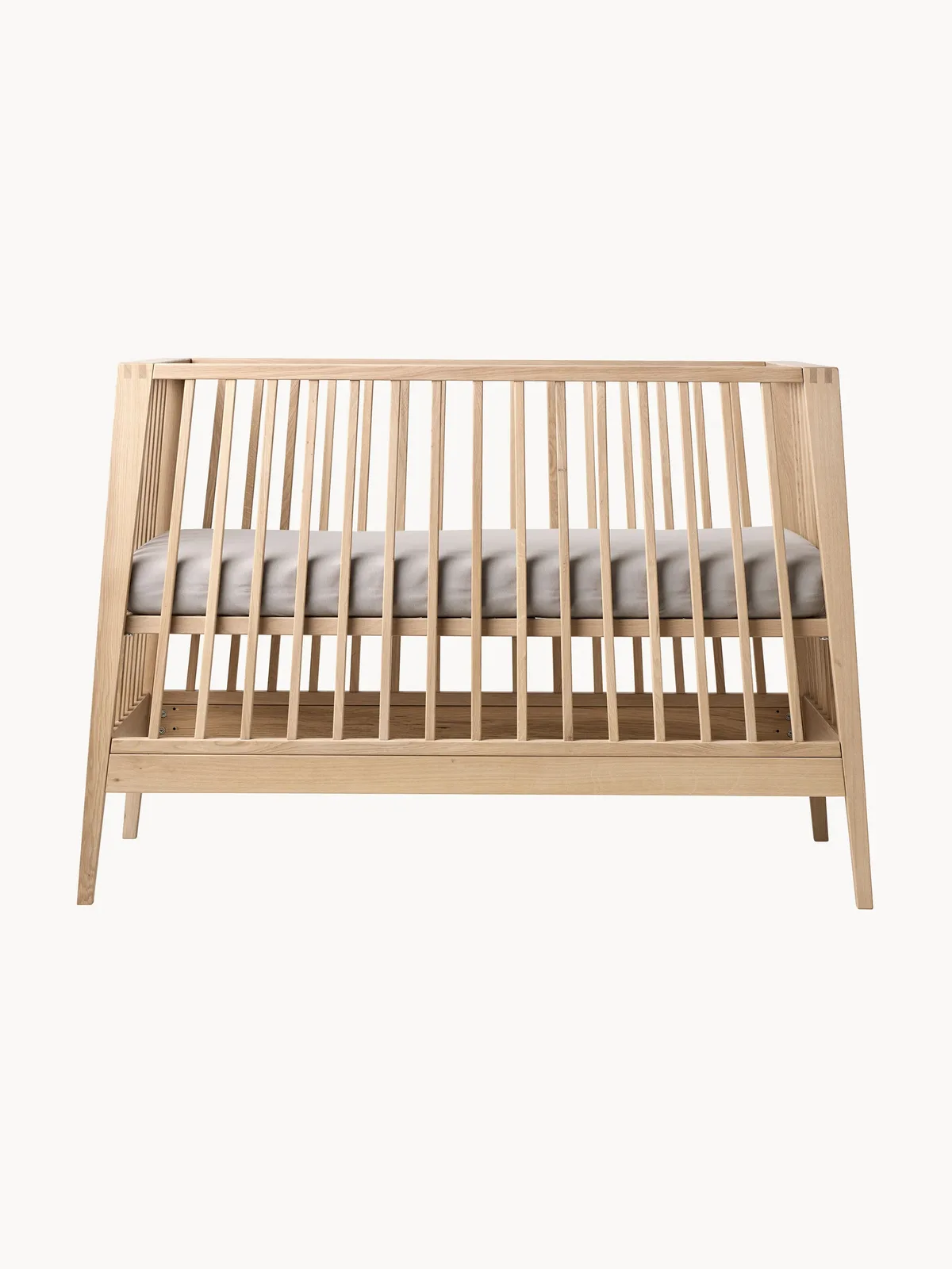 Babybett Leander Linea aus Eichenholz, 65 x 132 cm von Leander – Produktfoto