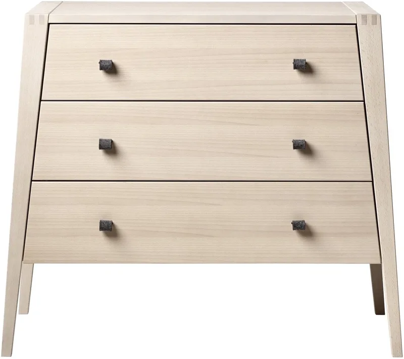 Linea Commode - Beech fra Leander i Bruin zand – produktbillede