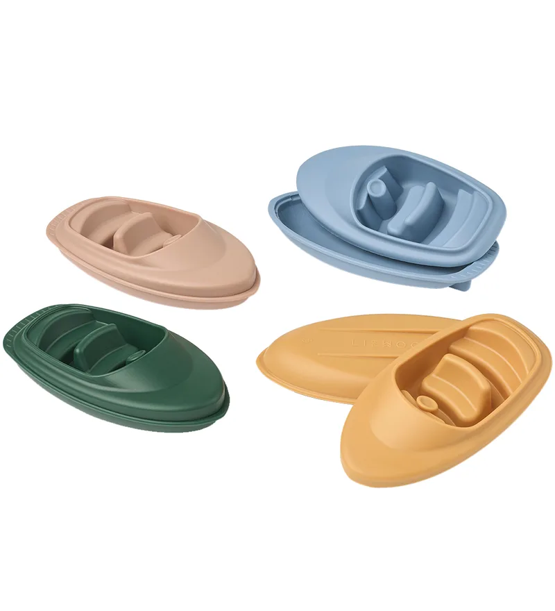 Badspeelgoed - Corin Boats - 4-pack - Strand Blue Multi van Liewood – productfoto