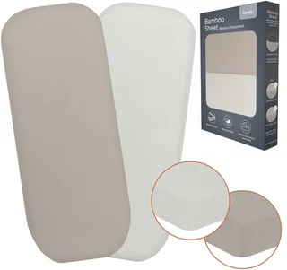 Bamboo Sheet set van 2 hoeslaken 70x28 cm voor wieg & reiswieg – lakentjes voor babybedje – bamboe viscose, met elastiek, ademend & zacht – geschikt voor matrassen tot 10 cm – milieuvriendelijk by Lionelo in Beige – product photo 1 of 5