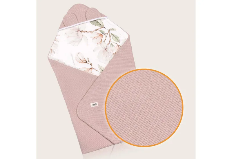 Kinderdecke TRAVEL SWADDLE BLANKET, lionelo, Hypoallergene Materialien/Bambus und Baumwolle/TOG 2,5 by Lionelo in Beige – product photo 3 of 5